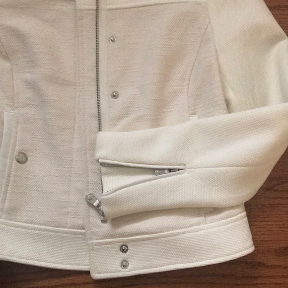 Jacket - Picture 6 of 8